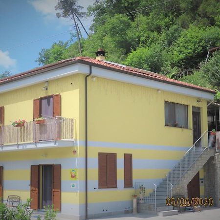 Amici Holiday B&B Di Bielak Aneta Izabela Vezzano Ligure Exteriör bild