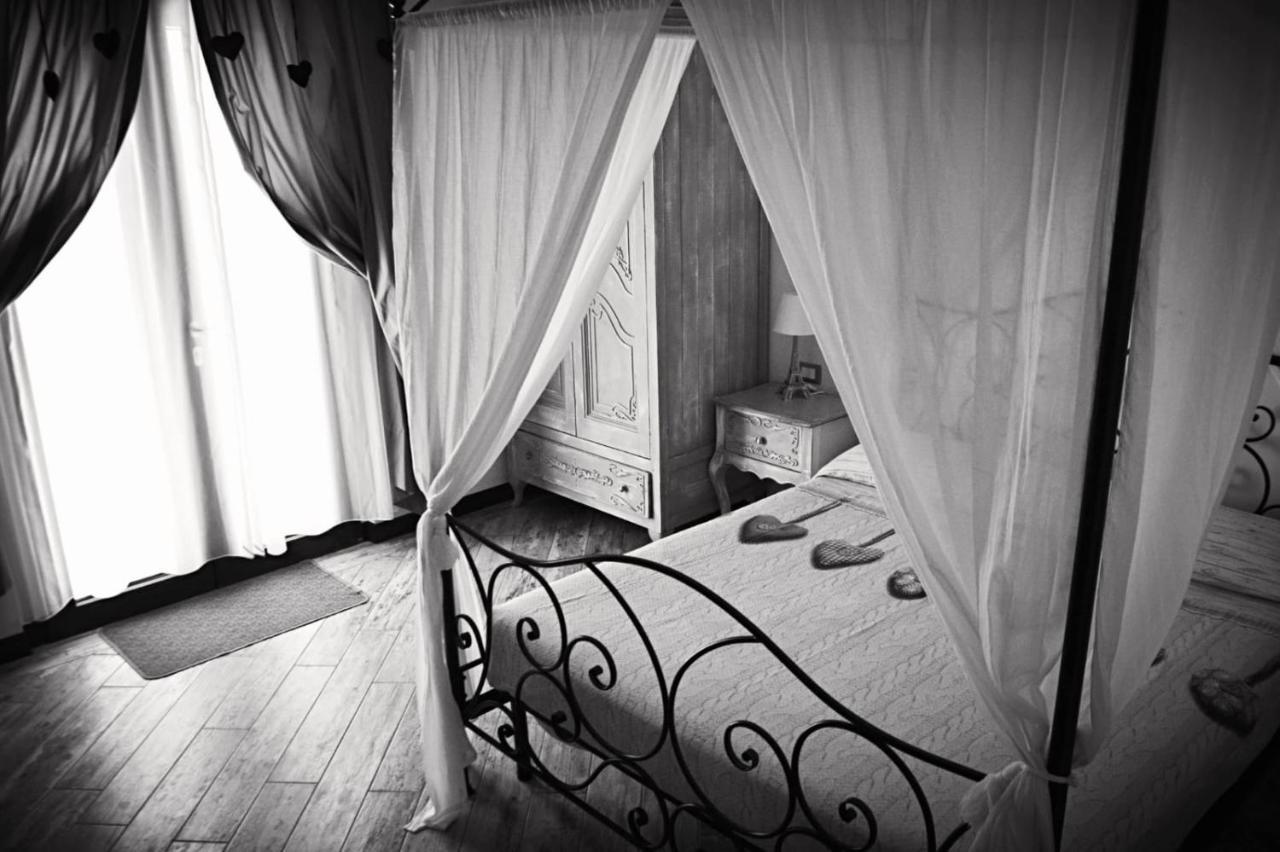 Amici Holiday B&B Di Bielak Aneta Izabela Vezzano Ligure Exteriör bild